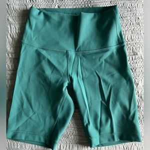 Wunder train high rise shorts 8”. Teal lagoon